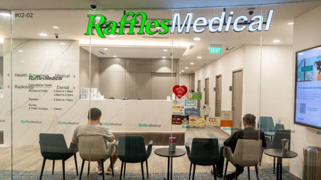 raffles medical at raffles place singapore land tower level 2