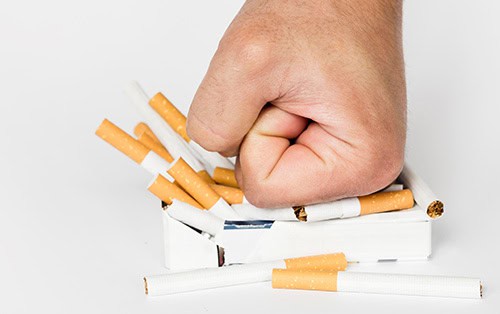 psychological and physical withdrawal when one tries to stop smoking